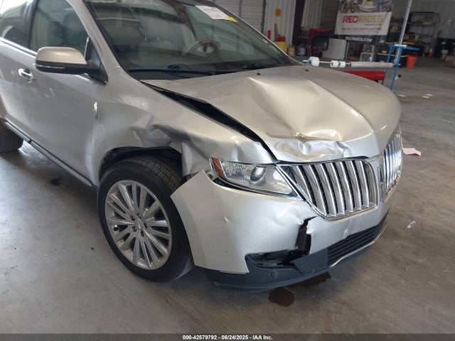 2LMDJ6JK4FBL30488 Lincoln 2015