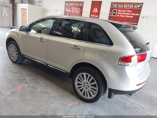 2LMDJ6JK4FBL30488 Lincoln 2015