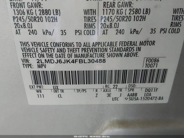 2LMDJ6JK4FBL30488 Lincoln 2015