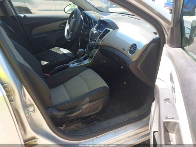 2016 CHEVROLET CRUZE LIMITED 1G1PC5SH2G7142768 Photo 4