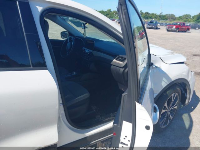 2022 FORD ESCAPE 1FMCU0G64NUB84513 Photo 4