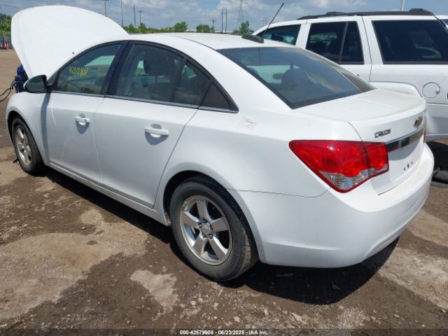 2016 CHEVROLET CRUZE LIMITED 1G1PE5SB9G7188572 Photo 2