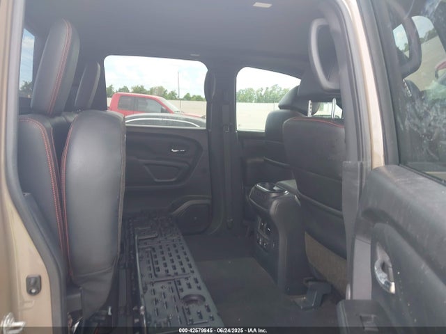 Nissan 2023 2023 1N6AA1ED1PN118331 Image 8