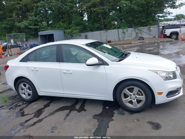 42579983 :رقم المزاد ، 1G1PE5SB2F7232443 vin ، 2015 Chevrolet Cruze 2lt Auto مزاد بيع