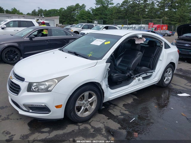 42579983 :رقم المزاد ، 1G1PE5SB2F7232443 vin ، 2015 Chevrolet Cruze 2lt Auto مزاد بيع