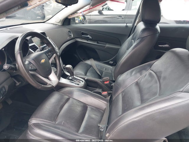 42579983 :رقم المزاد ، 1G1PE5SB2F7232443 vin ، 2015 Chevrolet Cruze 2lt Auto مزاد بيع