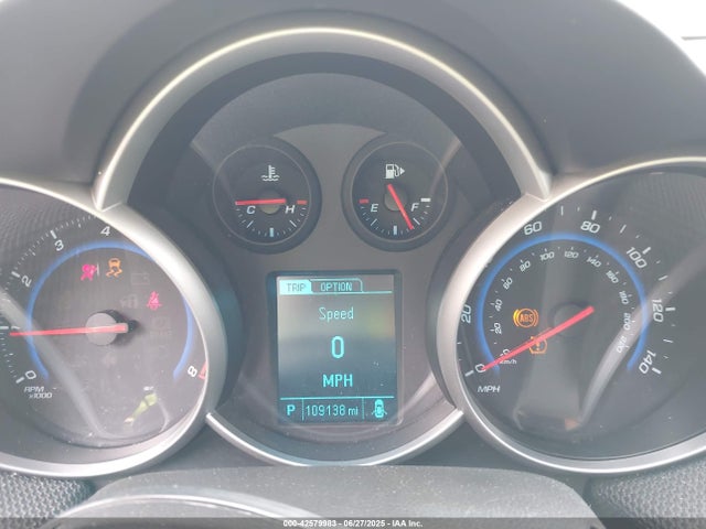 42579983 :رقم المزاد ، 1G1PE5SB2F7232443 vin ، 2015 Chevrolet Cruze 2lt Auto مزاد بيع
