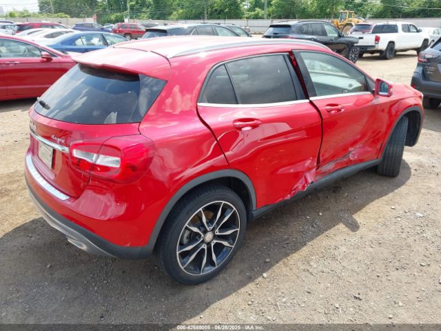 2015 MERCEDES-BENZ GLA 250 WDCTG4GB9FJ178364 Photo 3