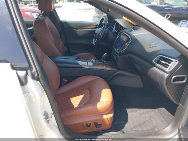 2017 MASERATI GHIBLI ZAM57RTA9H1256763 Photo 4