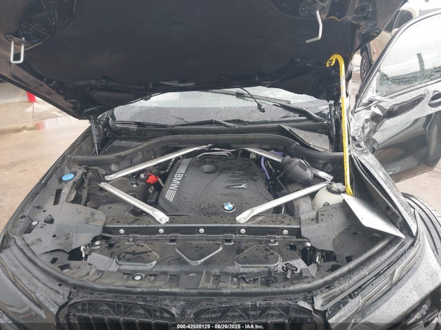5UX23EM0XS9Z21811 BMW X7