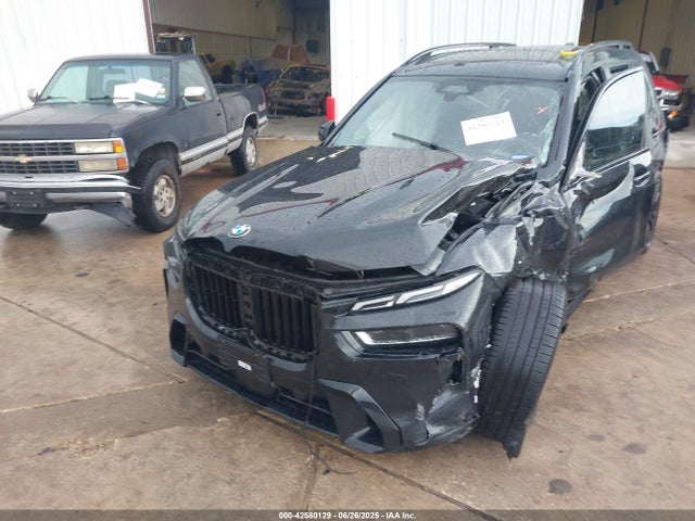5UX23EM0XS9Z21811 BMW X7