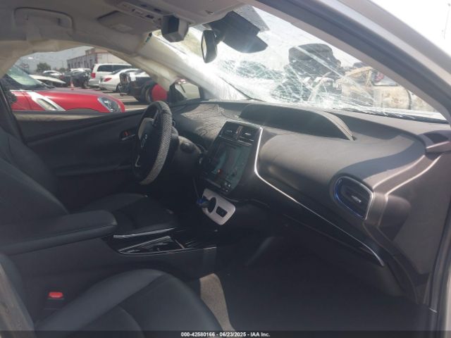 2017 TOYOTA PRIUS JTDKARFU0H3042988 Photo 4