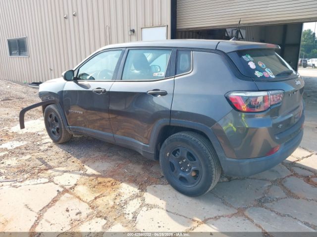 2018 JEEP COMPASS 3C4NJCAB0JT233112 Photo 2