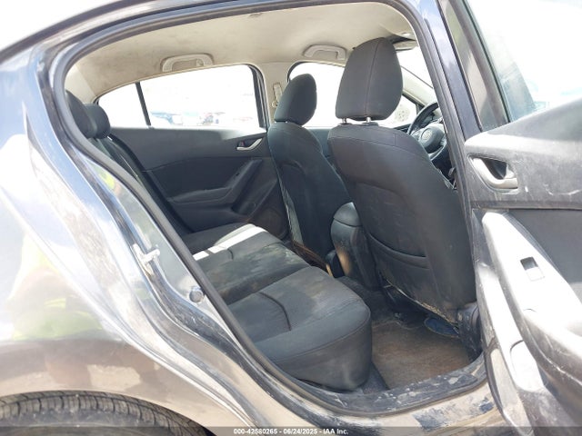 JM1BM1U73G1314899 Mazda pe