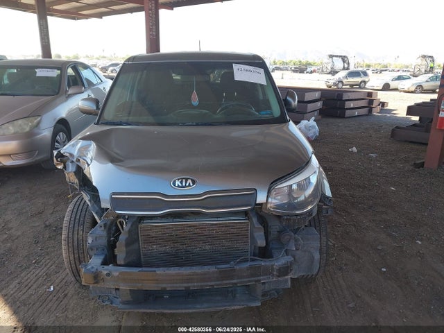 KIA g 2018 KNDJN2A25J7562440 Image 12