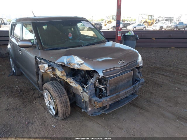 KIA g 2018 KNDJN2A25J7562440 Image 6