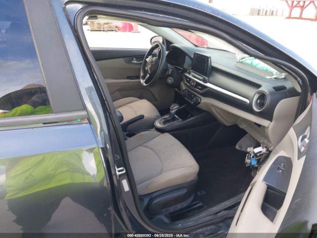 2019 KIA FORTE 3KPF24AD0KE008364 Photo 4