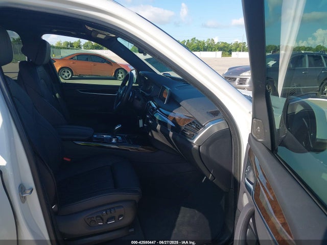 BMW 2018 2018 5UXKR2C55J0X10271 Image 5