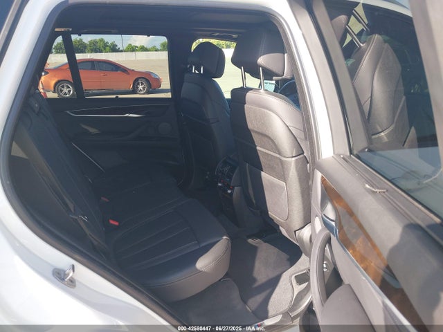 BMW 2018 2018 5UXKR2C55J0X10271 Image 8