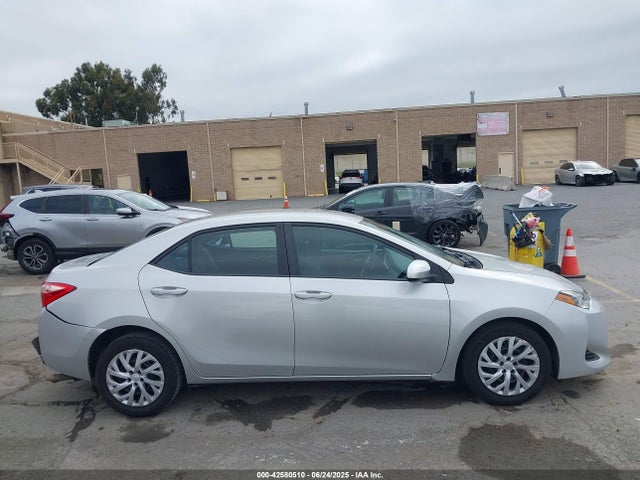 Toyota COROLLA LE 2019 5YFBURHE8KP903331 Image 13
