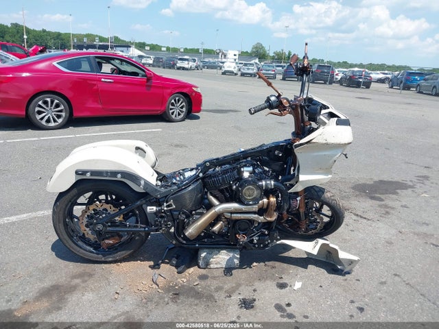 1HD1YXZ1XPB045008 Harley-Davidson 117 Balanced