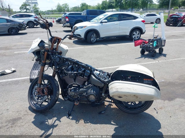 1HD1YXZ1XPB045008 Harley-Davidson 117 Balanced