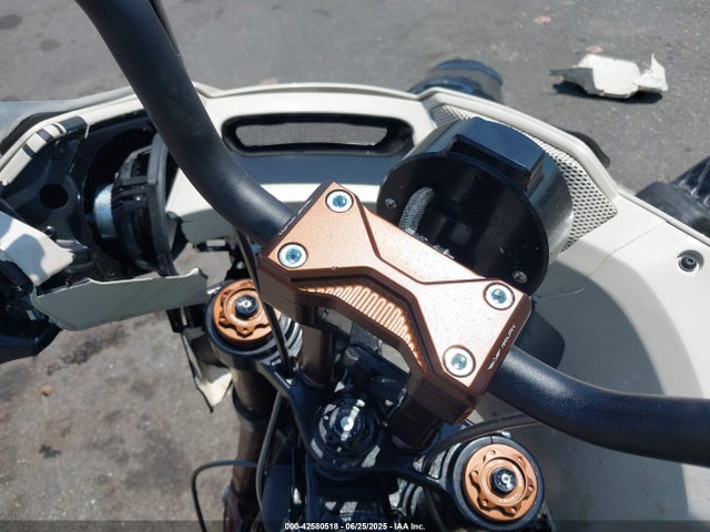 1HD1YXZ1XPB045008 Harley-Davidson 117 Balanced