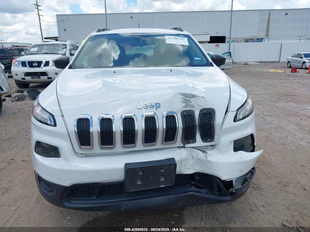 1C4PJLAB5GW106822 Jeep Cherokee