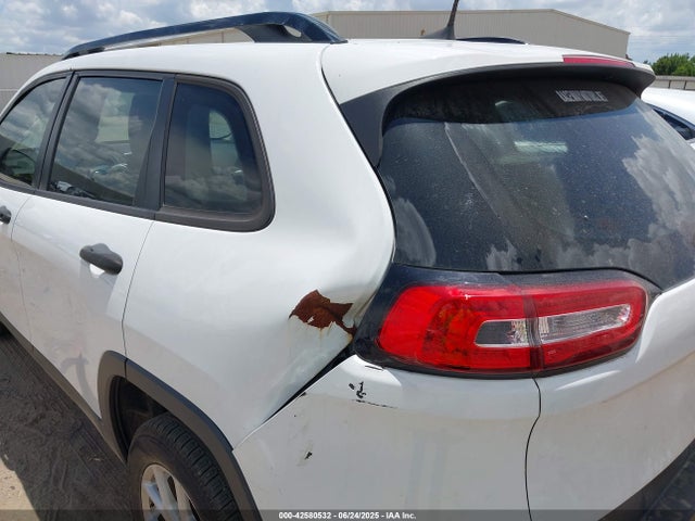 1C4PJLAB5GW106822 Jeep Cherokee