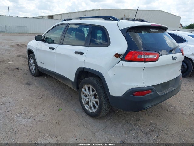1C4PJLAB5GW106822 Jeep Cherokee