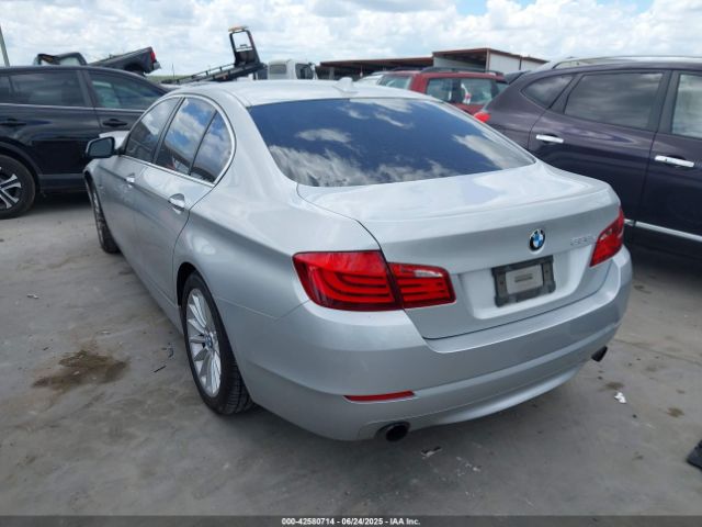 2011 BMW 535I WBAFU7C56BC871160 Photo 2