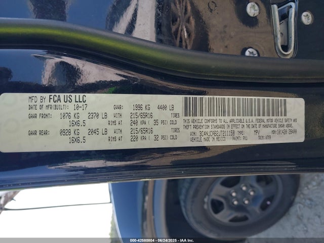 3C4NJCAB2JT211158 Jeep Compass