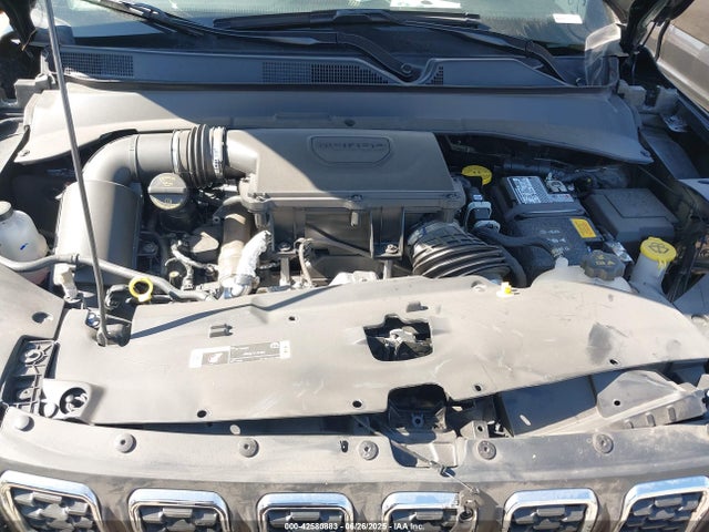 3C4NJDBN0ST571190 Jeep 2025