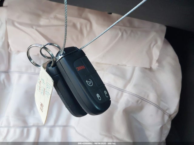 3C4NJDBN0ST571190 Jeep 2025