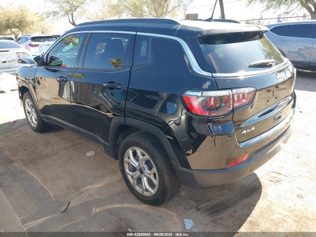 3C4NJDBN0ST571190 Jeep 2025