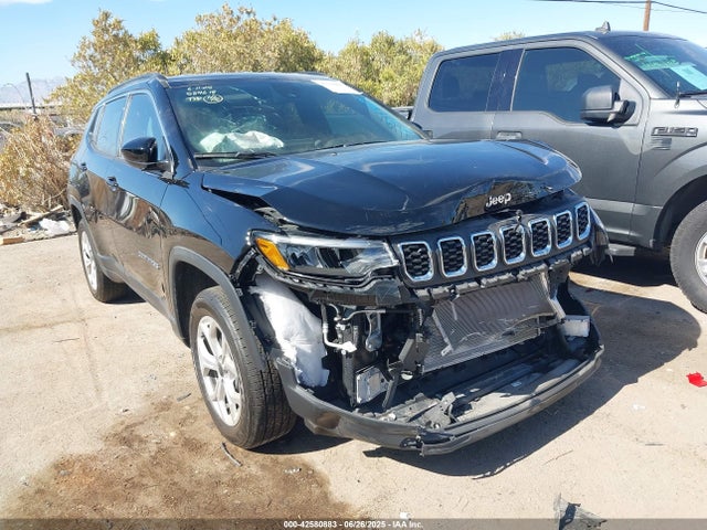 3C4NJDBN0ST571190 Jeep 2025