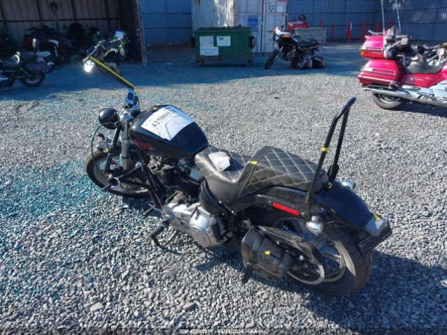 2023 HARLEY-DAVIDSON FXST 1HD1BVJ13PB039293 Photo 2