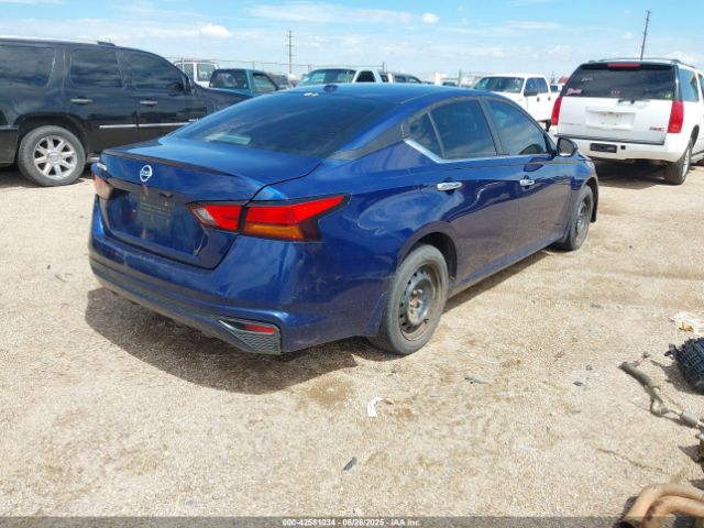 2019 NISSAN ALTIMA 1N4BL4BV2KN304104 Photo 3