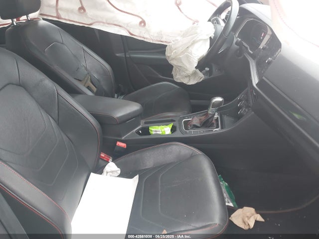 3VW6T7BU5KM205353 Volkswagen 2.0 tsi