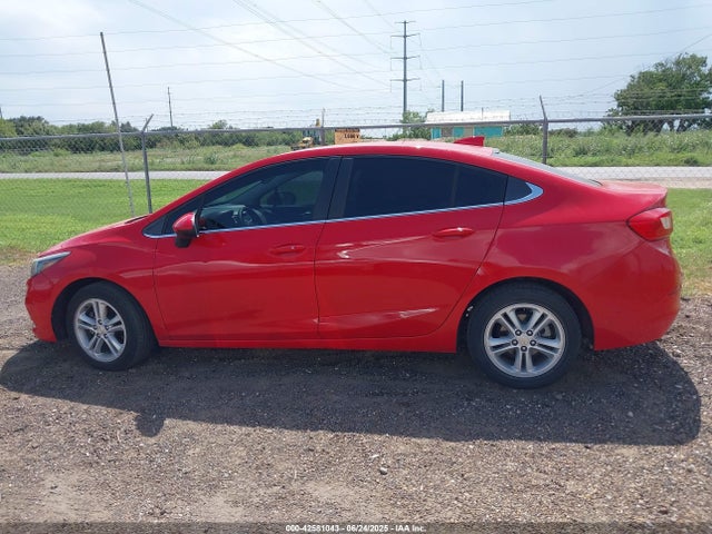 Chevrolet le2 -di: direct injection, vvt: variable valve timing, gen, alum 2018 1G1BE5SM2J7165735 Image 14
