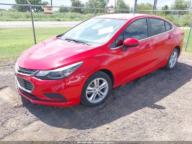 Chevrolet le2 -di: direct injection, vvt: variable valve timing, gen, alum 2018 1G1BE5SM2J7165735 Image 2