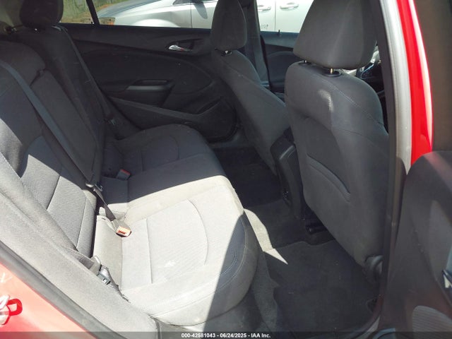 Chevrolet le2 -di: direct injection, vvt: variable valve timing, gen, alum 2018 1G1BE5SM2J7165735 Image 8