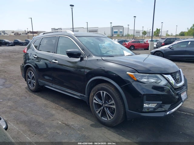 Nissan 2018 2018 JN8AT2MT1JW453333 Image 13