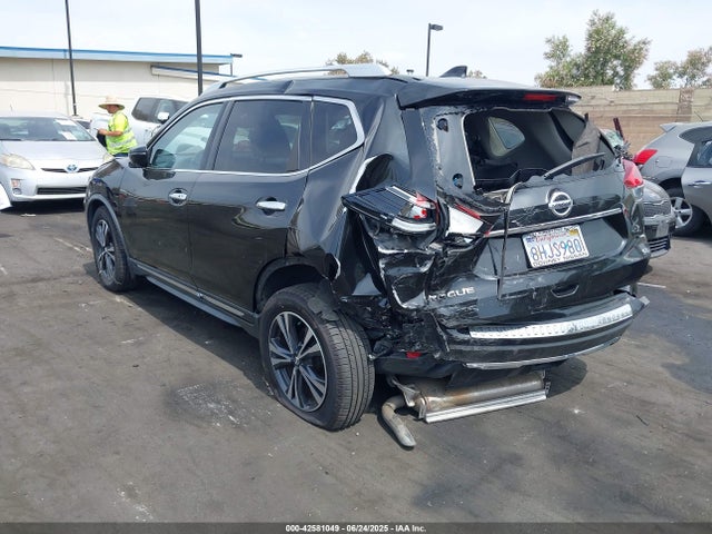 Nissan 2018 2018 JN8AT2MT1JW453333 Image 3