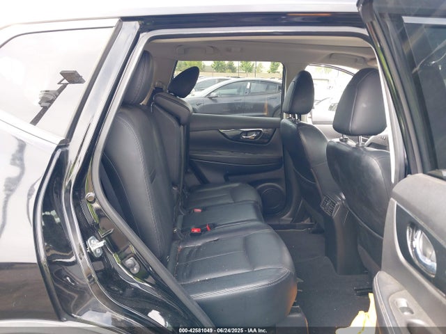 Nissan 2018 2018 JN8AT2MT1JW453333 Image 8