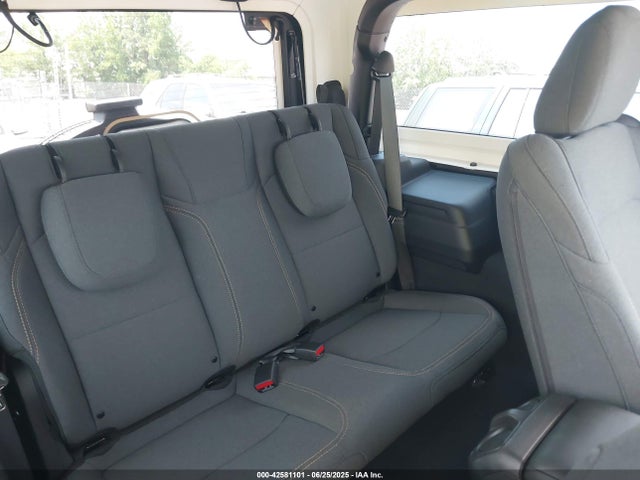 1C4PJXANXSW532595 Jeep 2025