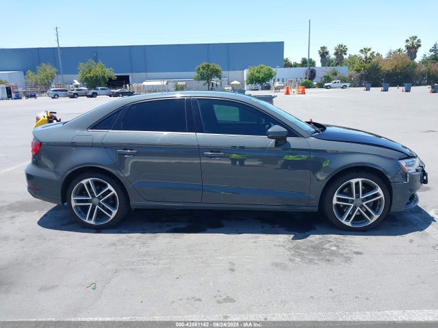 Audi 2.0 tfsi 2018 WAUAUGFF4J1067786 Image 13