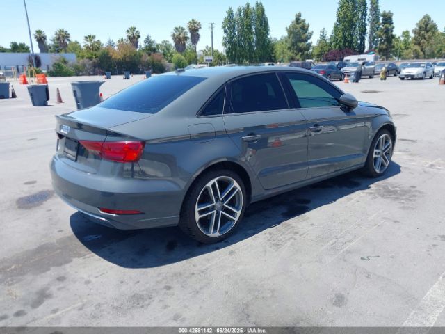 2018 AUDI A3 WAUAUGFF4J1067786 Photo 3