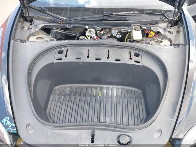 2024 TESLA MODEL 3 5YJ3E1EAXRF734469 Photo 9