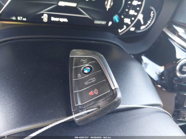 BMW 2018 2018 WBAJA9C5XJB249387 Image 11